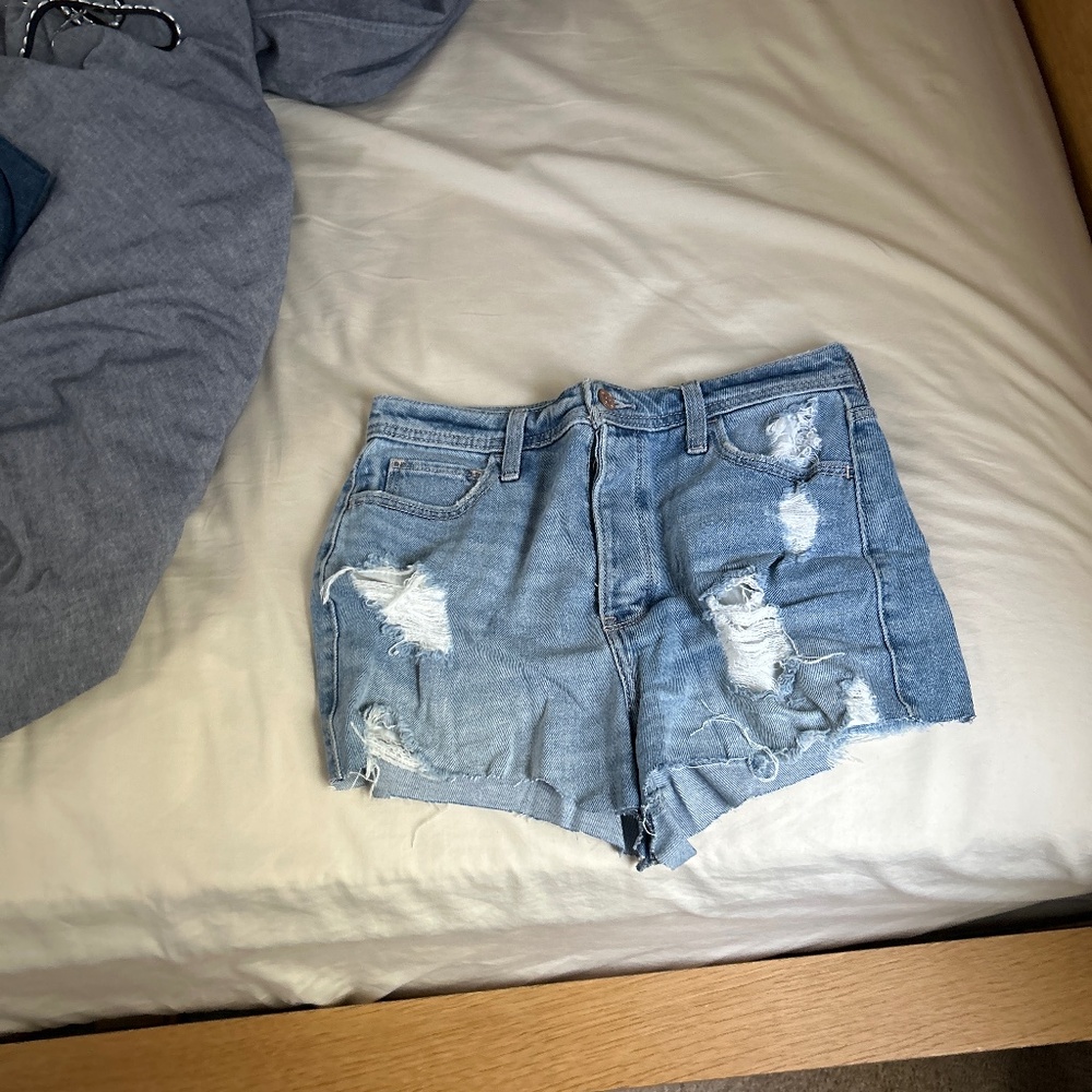 hollister jean shorts